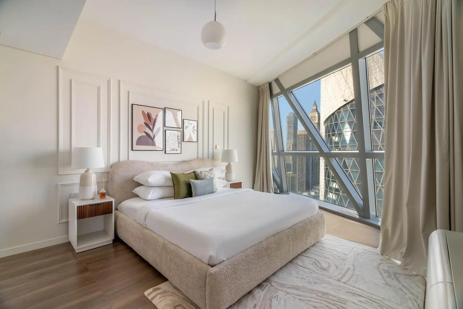 Guestready - High-Floor Luxury In Dubai Apartment
