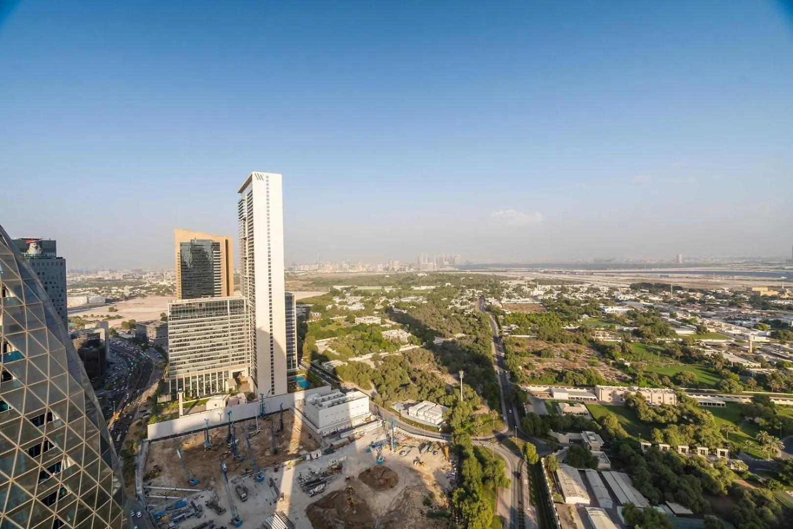 Guestready - High-Floor Luxury In Dubai Apartment